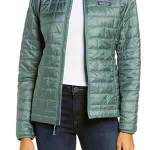 NWT Patagonia Nano Puff Jacket Size XS